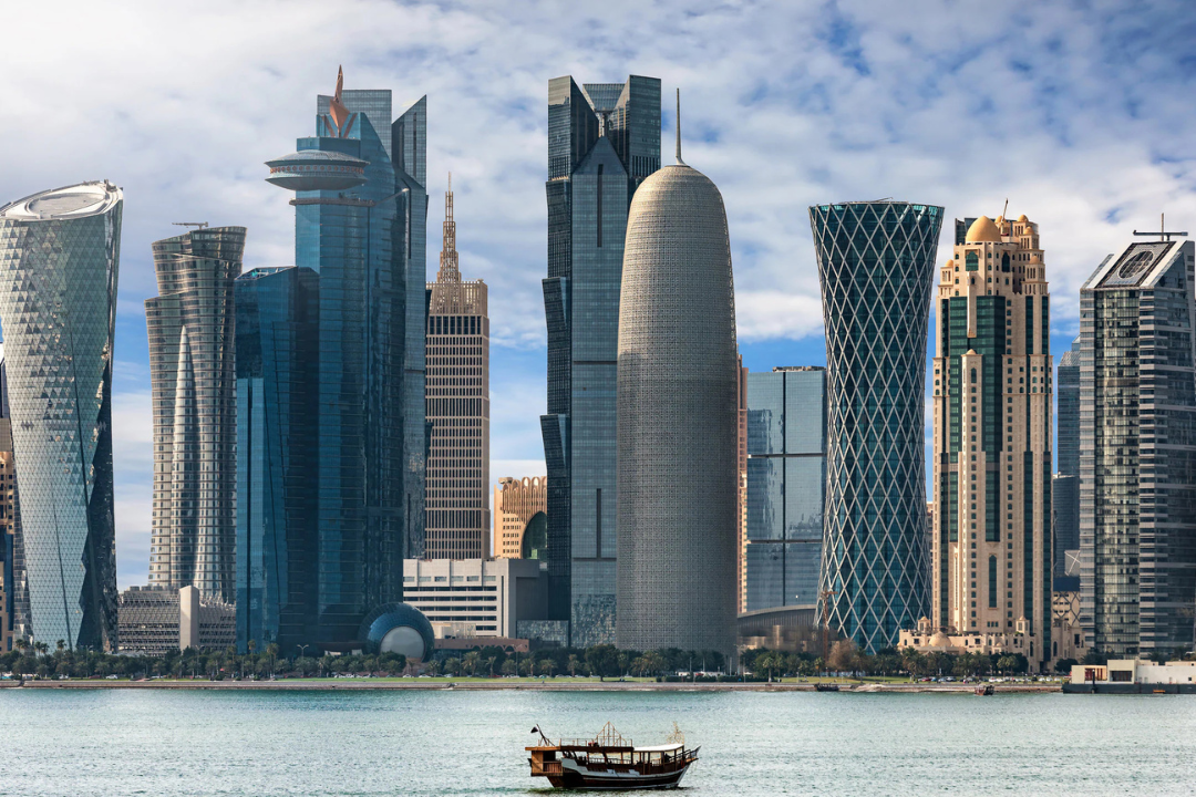 Main image showcasing unforgettable travel experiences